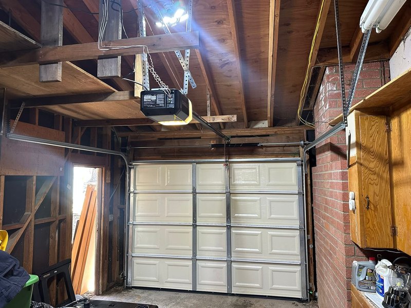 Garage Opener Chain Lubrication ,  24/7 Garage Door and Gate Services, Inland Empire CA