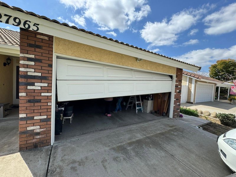 Overhead Garage Door Balance Test ,  24/7 Garage Door and Gate Services, Inland Empire CA